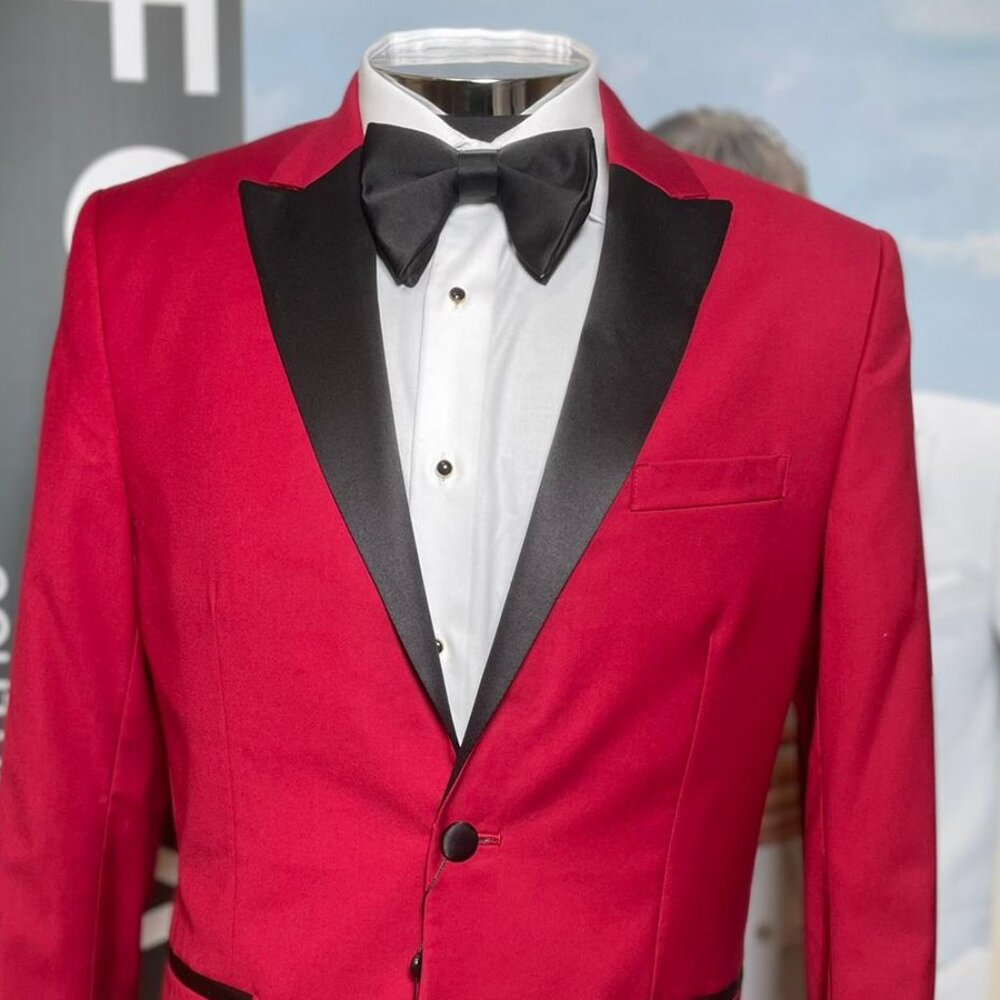 DINNER JACKET BLACK SATIN PEAK LAPEL